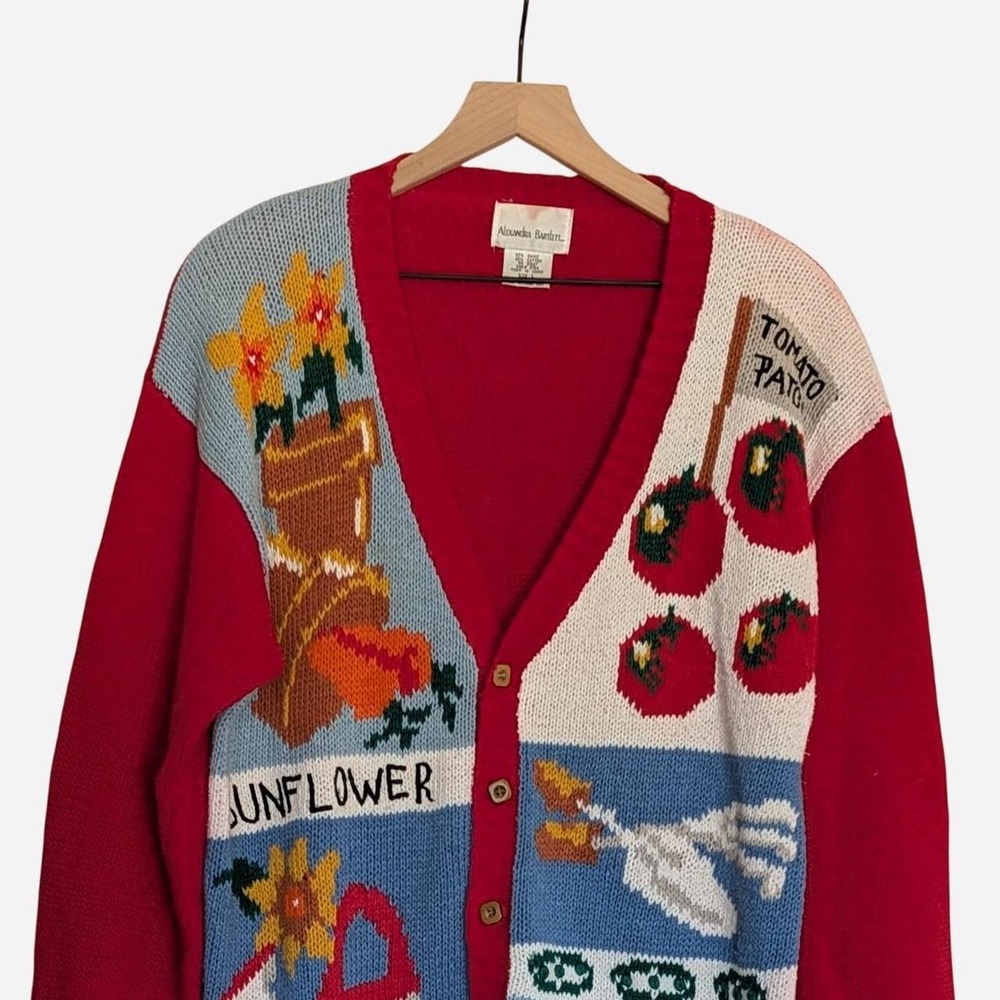 Vintage Ramie/ Cotton Red & blue vintage garden themed cardigan